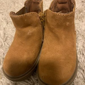 Old Navy toddler boy suede high top boot